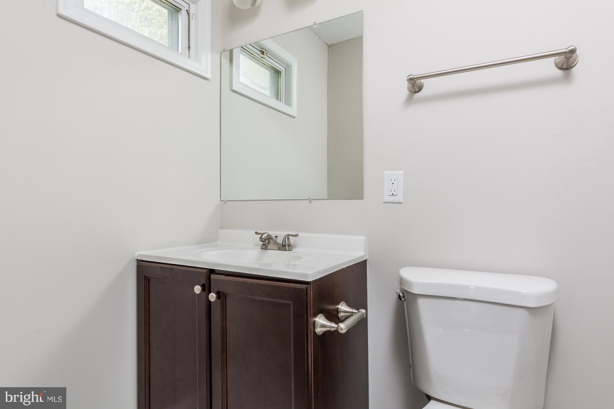 6639 St Barnabas Road Oxon Hill, MD 20745 - Photo 10 of 26 Bath