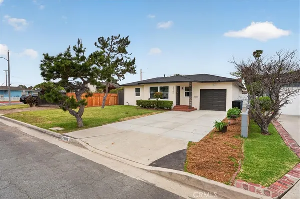 $899,000 | 10563 Bluefield Avenue, Whittier, CA 90604