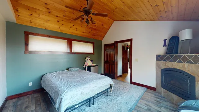 $439,900 | 102 Woodland Avenue, Gilford, NH 03249