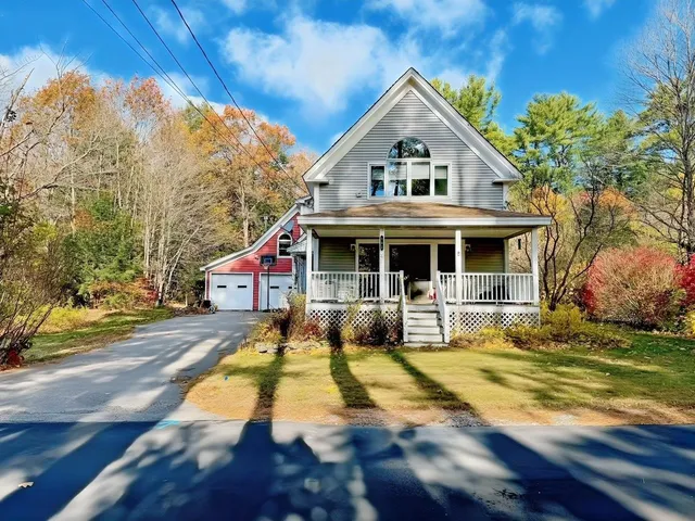 $439,900 | 102 Woodland Avenue, Gilford, NH 03249