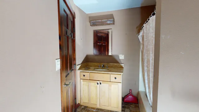 $439,900 | 102 Woodland Avenue, Gilford, NH 03249