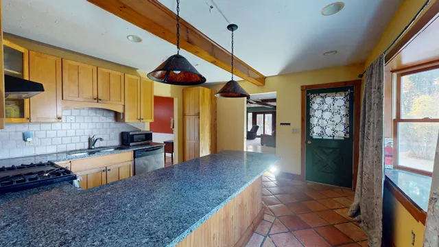 $439,900 | 102 Woodland Avenue, Gilford, NH 03249