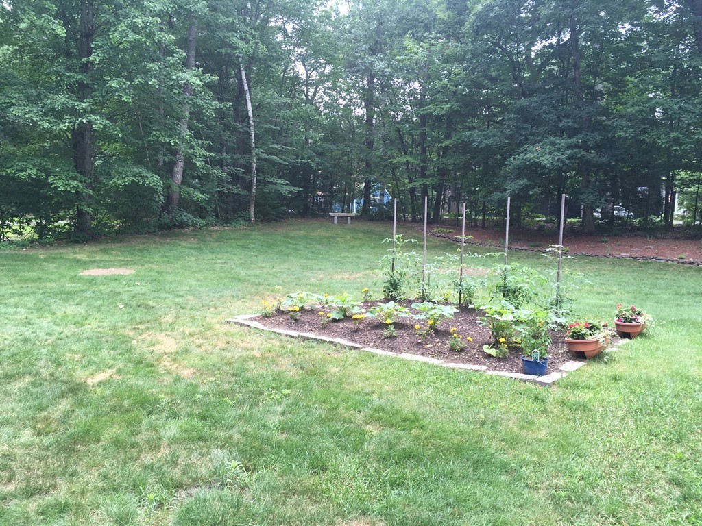 640 Townsend Harbor Road Lunenburg, MA 01462 - Photo 23 of 25