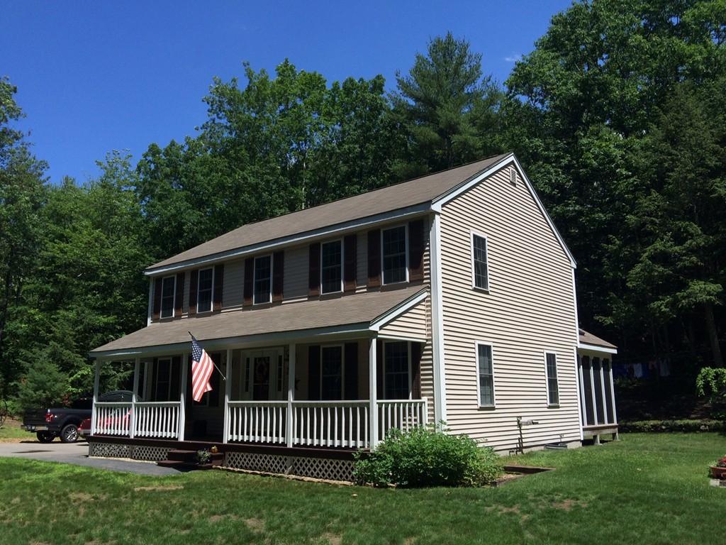 640 Townsend Harbor Road Lunenburg, MA 01462 - Photo 3 of 25