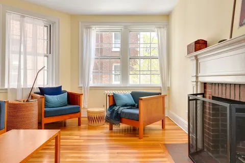 $899,000 | 41 Bowdoin Street, Unit 28, Cambridge, MA 02138