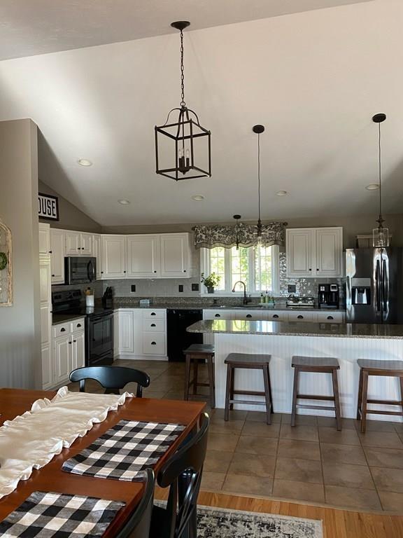 177 Clemence Hill Road Southbridge, MA 01550 - Photo 8 of 29 Gallery Image 8