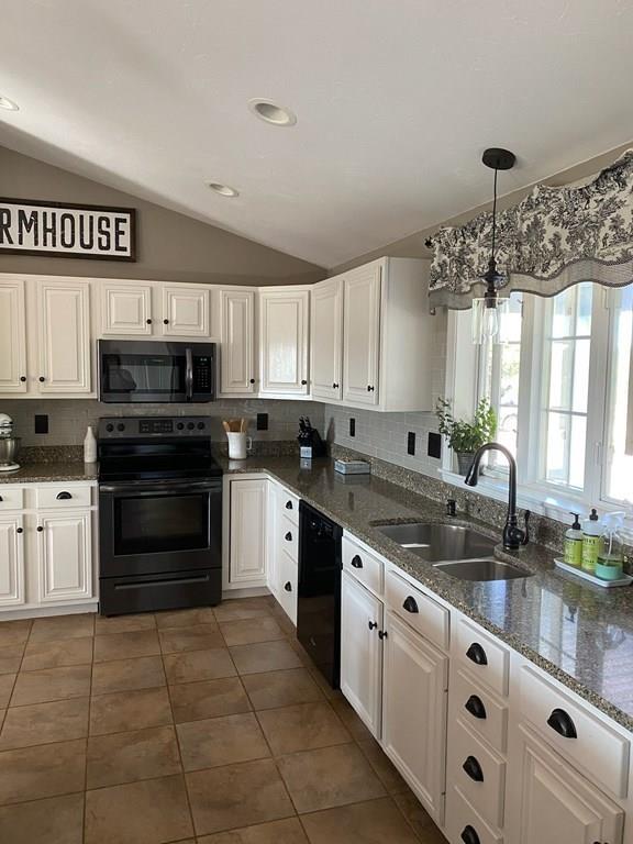 177 Clemence Hill Road Southbridge, MA 01550 - Photo 9 of 29 Gallery Image 9