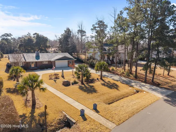 $699,900 | 237 Ravenswood Road, Hampstead, NC 28443