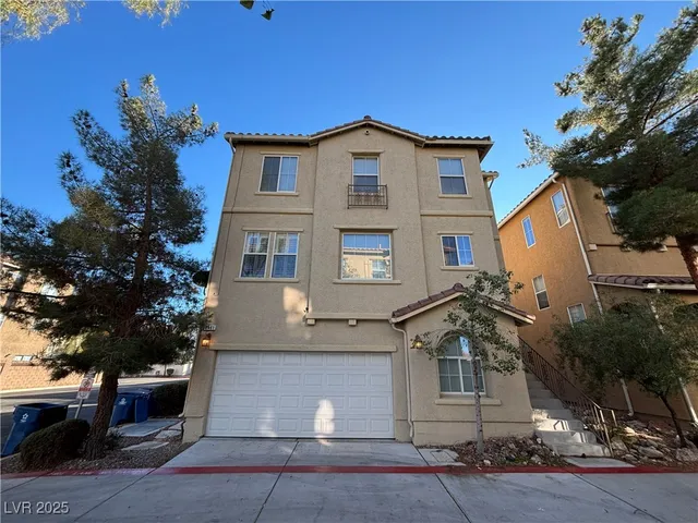 $1,845 | 6481 West Abbotsford House Court, Las Vegas, NV 89130