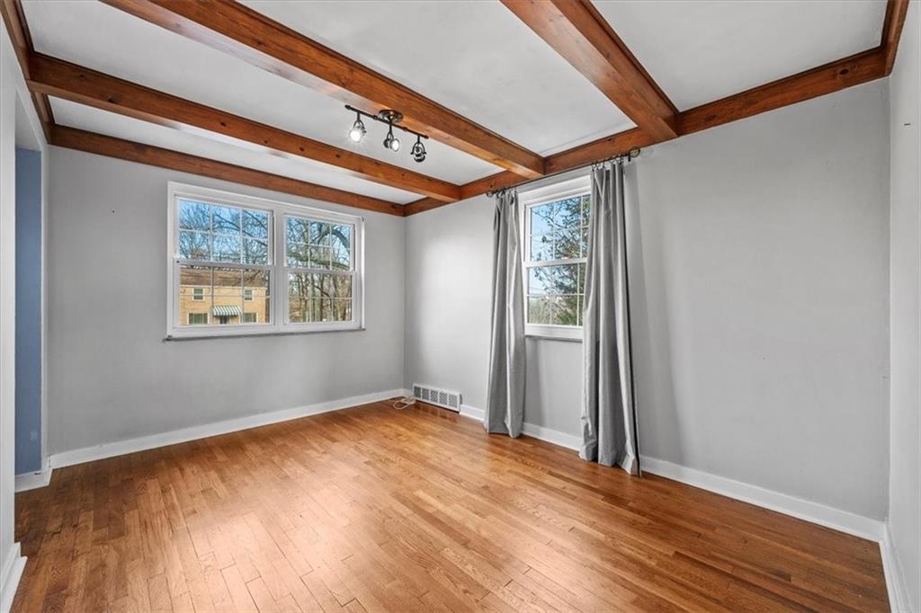 8194 Peebles Road Pittsburgh, PA 15237 - Photo 12 of 33