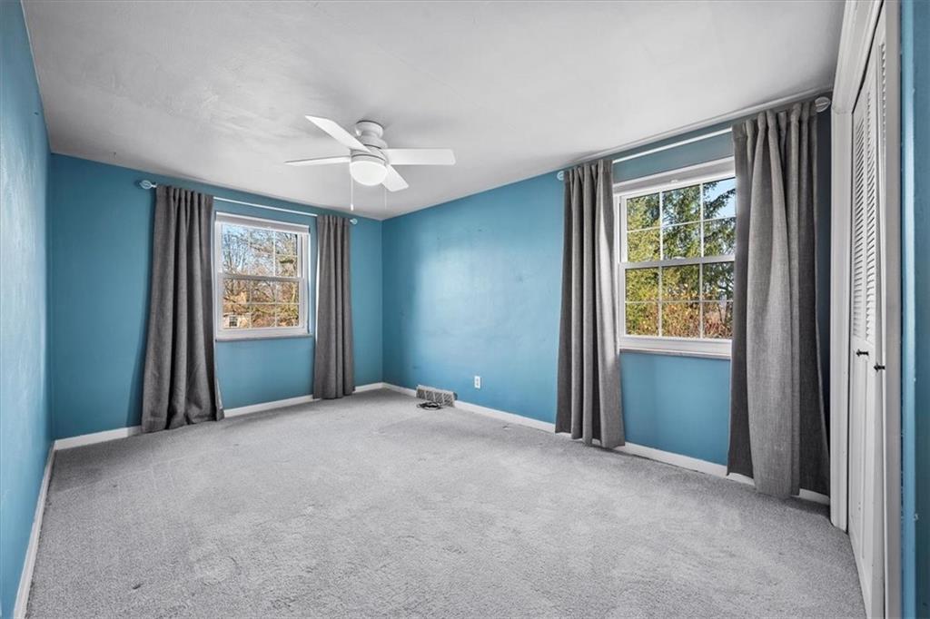 8194 Peebles Road Pittsburgh, PA 15237 - Photo 18 of 33