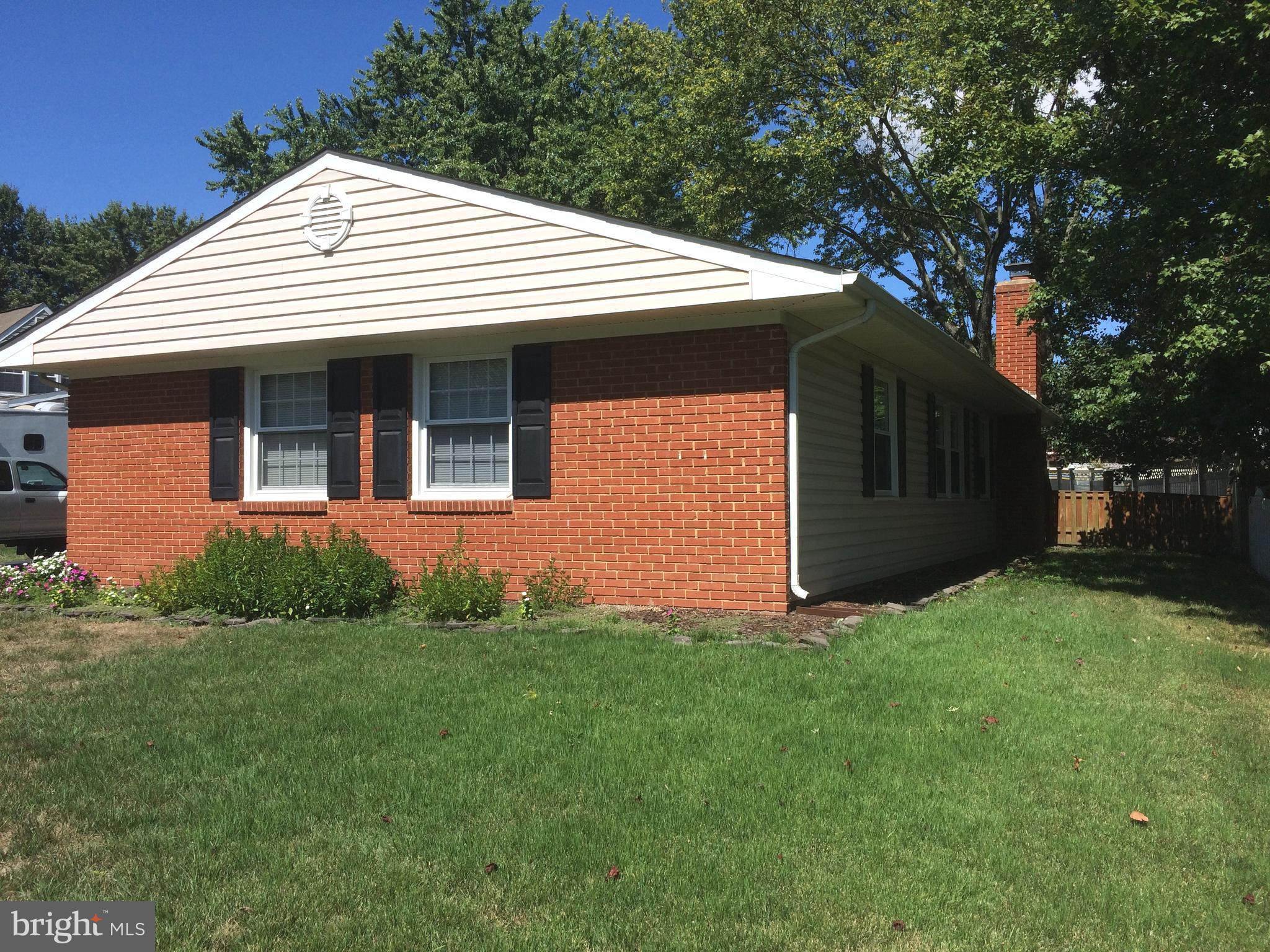 5402 Dunsmore Road Alexandria, VA 22315 - Photo 2 of 34 Gallery Image 2