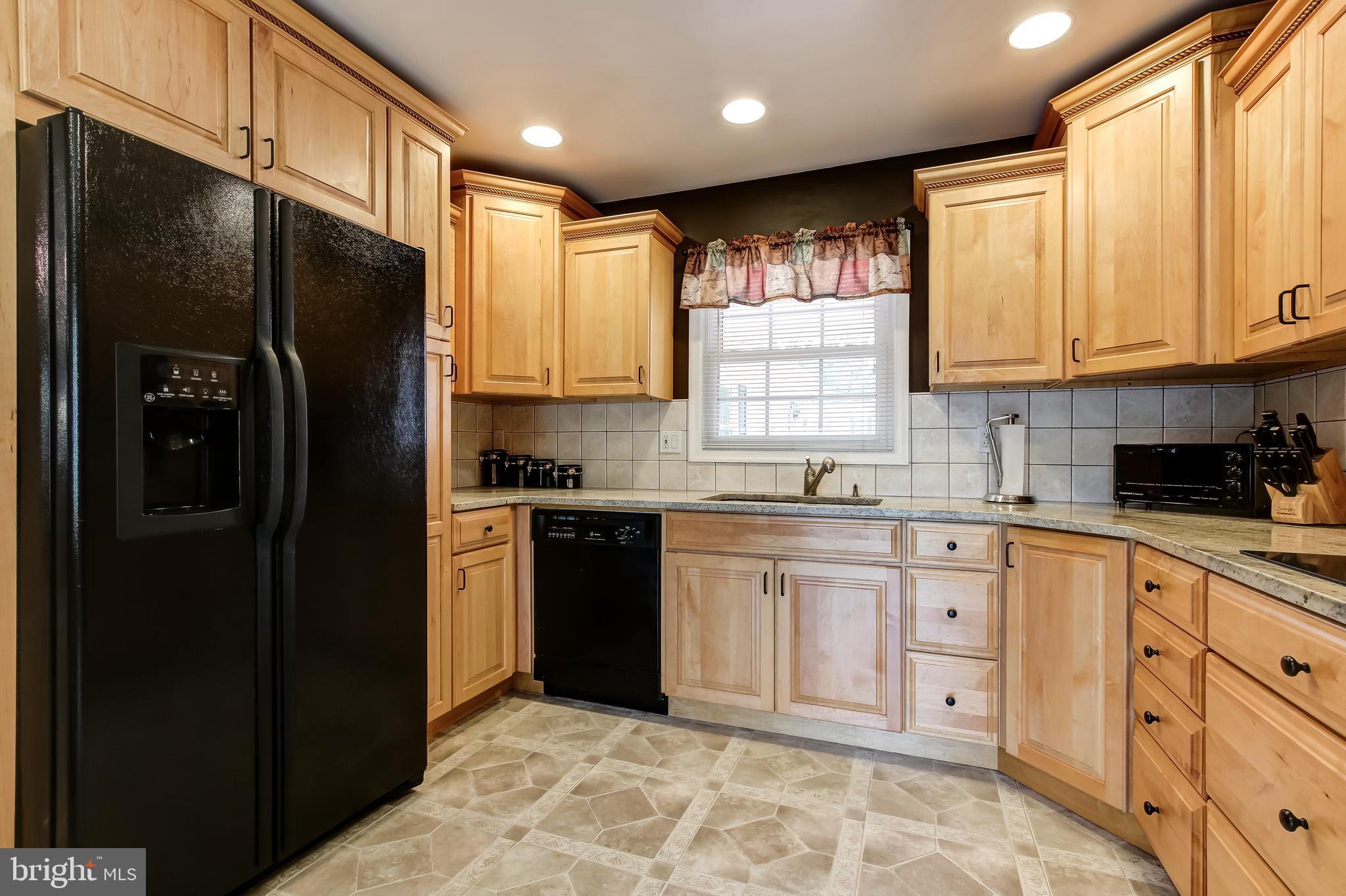 5402 Dunsmore Road Alexandria, VA 22315 - Photo 14 of 34 Gallery Image 14