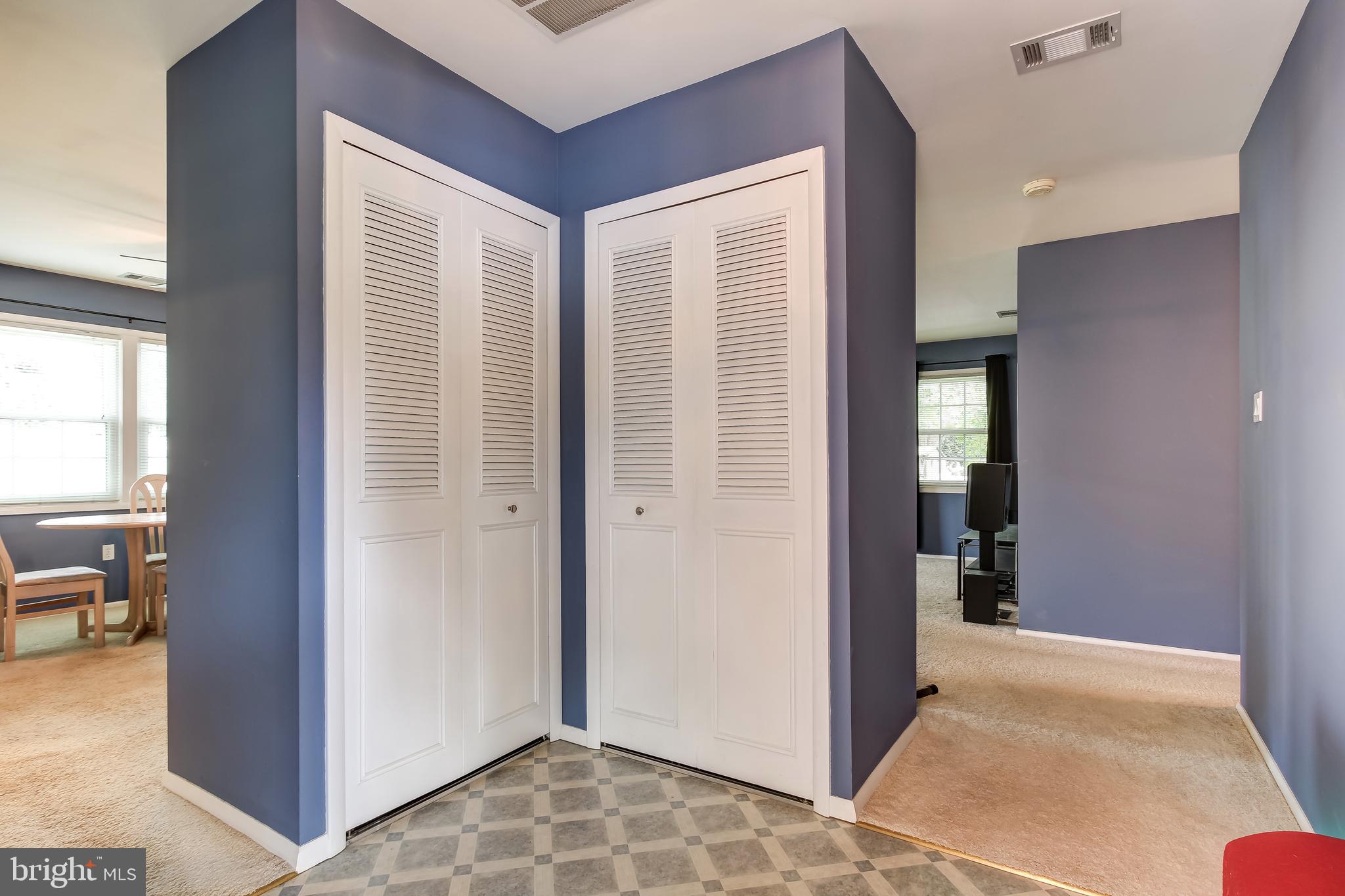 5402 Dunsmore Road Alexandria, VA 22315 - Photo 5 of 34 Gallery Image 5
