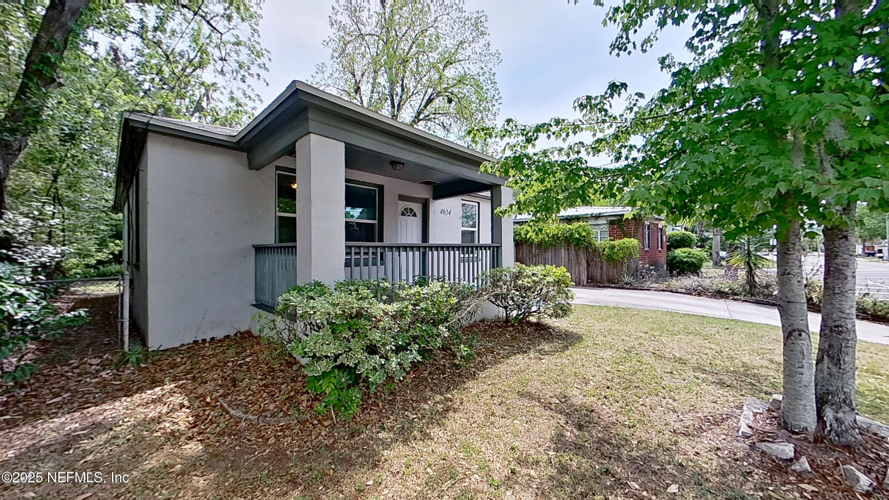4654 Post Street Jacksonville, FL 32205 - Photo 4 of 19 04232025_221003