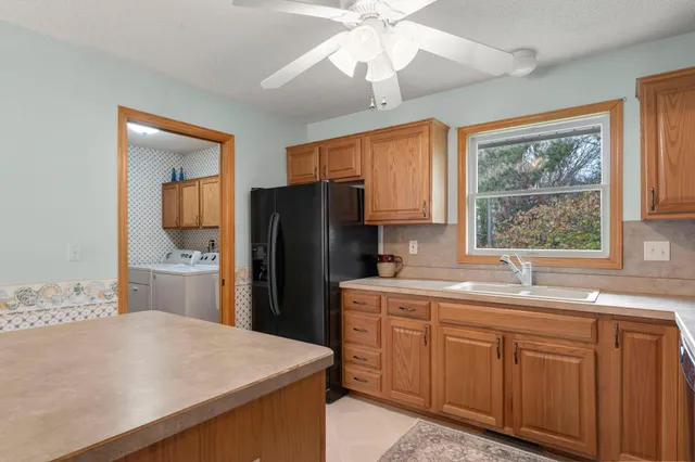 $439,000 | 14915 57th Street North, Oak Park Heights, MN 55082