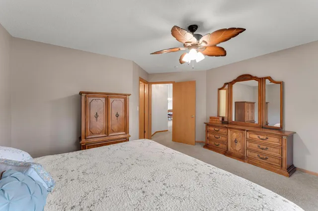 $439,000 | 14915 57th Street North, Oak Park Heights, MN 55082