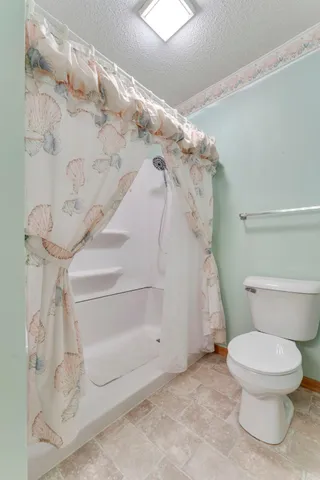 $439,000 | 14915 57th Street North, Oak Park Heights, MN 55082