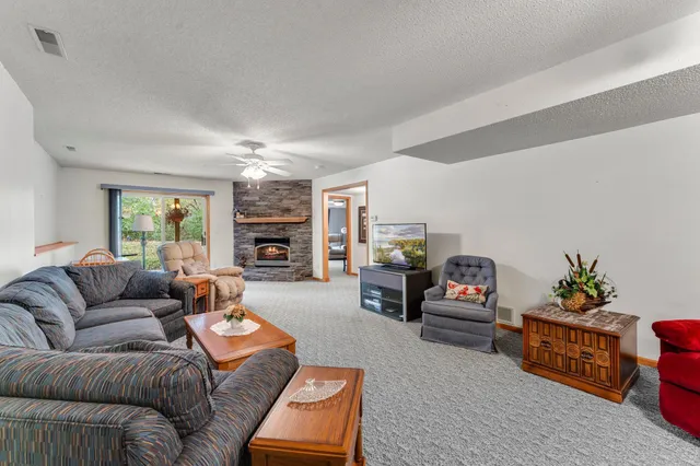 $439,000 | 14915 57th Street North, Oak Park Heights, MN 55082