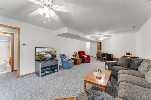 $439,000 | 14915 57th Street North, Oak Park Heights, MN 55082