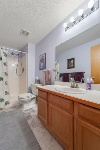 $439,000 | 14915 57th Street North, Oak Park Heights, MN 55082