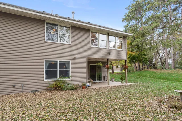 $439,000 | 14915 57th Street North, Oak Park Heights, MN 55082