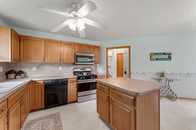 $429,000 | 14915 57th Street North, Stillwater, MN 55082