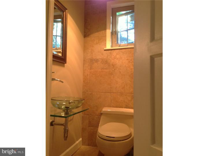 3912 Netherfield Road Philadelphia, PA 19129 - Photo 11 of 25 Half Bath