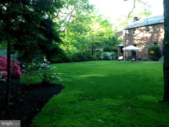 3912 Netherfield Road Philadelphia, PA 19129 - Photo 7 of 25 Exterior Back