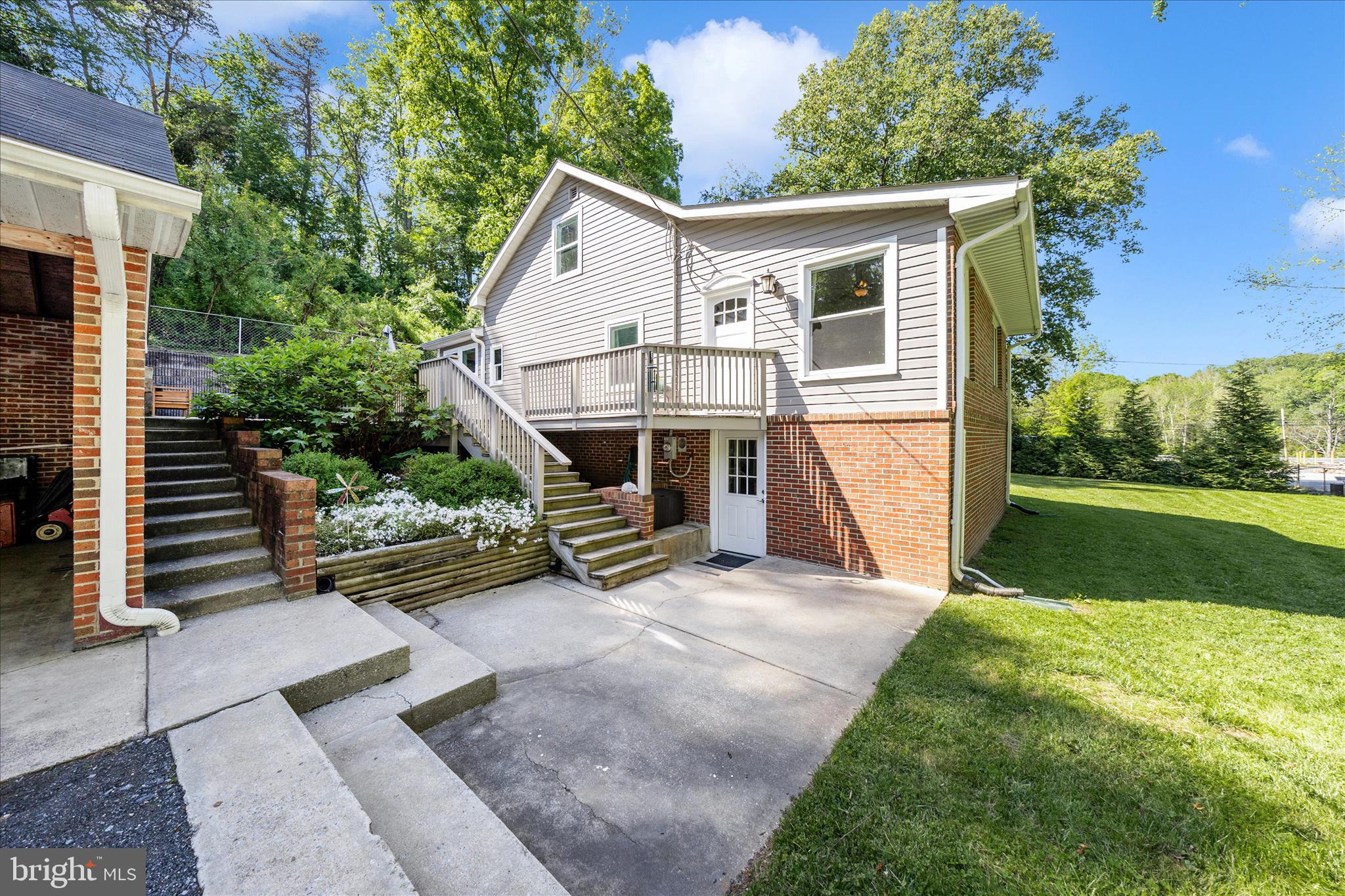 9401 Baltimore Road Frederick, MD 21704 - Photo 39 of 48 Front Entrance