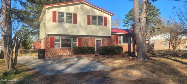 $1,795 | 1718 Providence Road, Elizabeth City, NC 27909