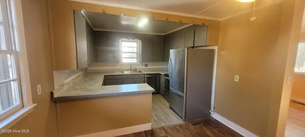 $1,795 | 1718 Providence Road, Elizabeth City, NC 27909