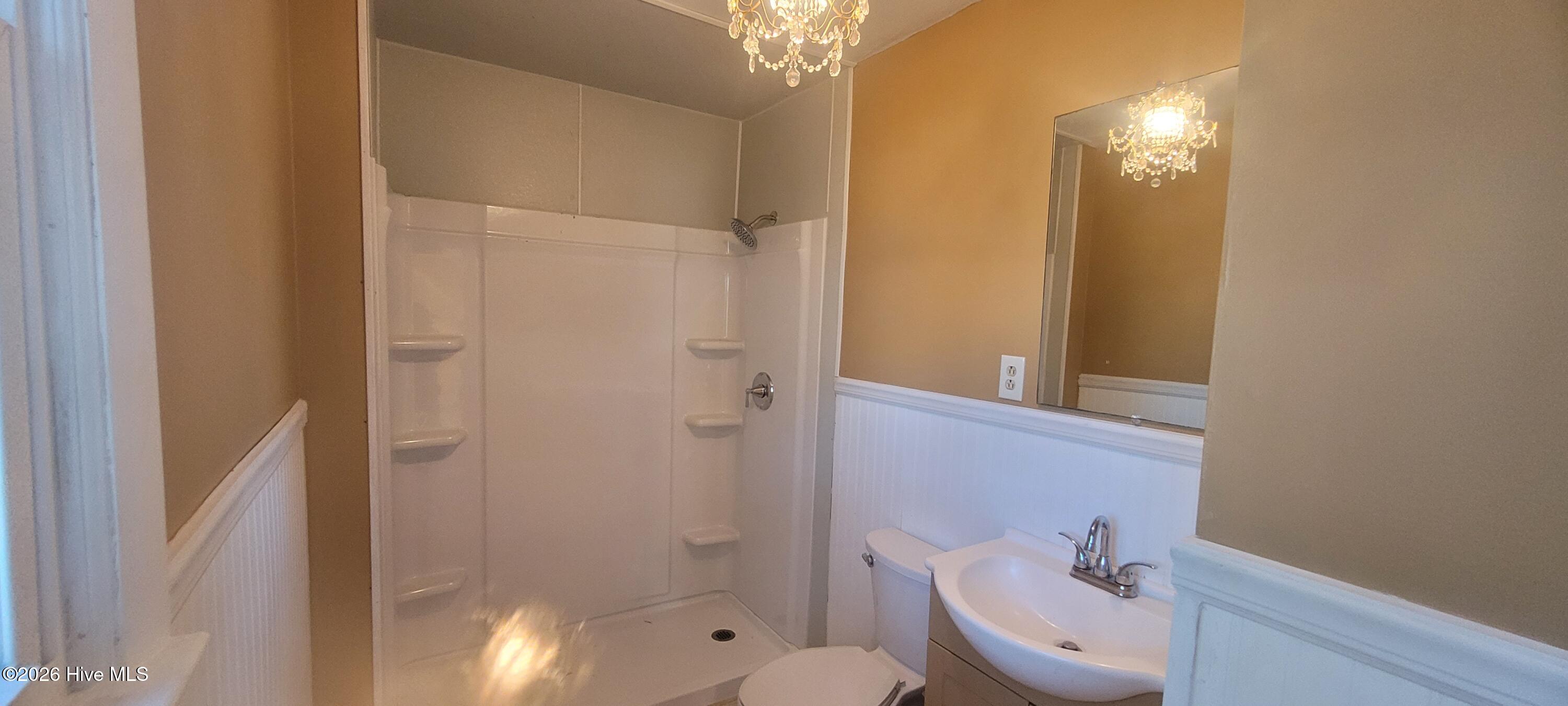 1718 Providence Road Elizabeth City, NC 27909 - Photo 7 of 13 Master bath