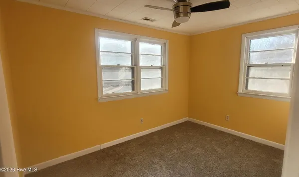 $1,795 | 1718 Providence Road, Elizabeth City, NC 27909