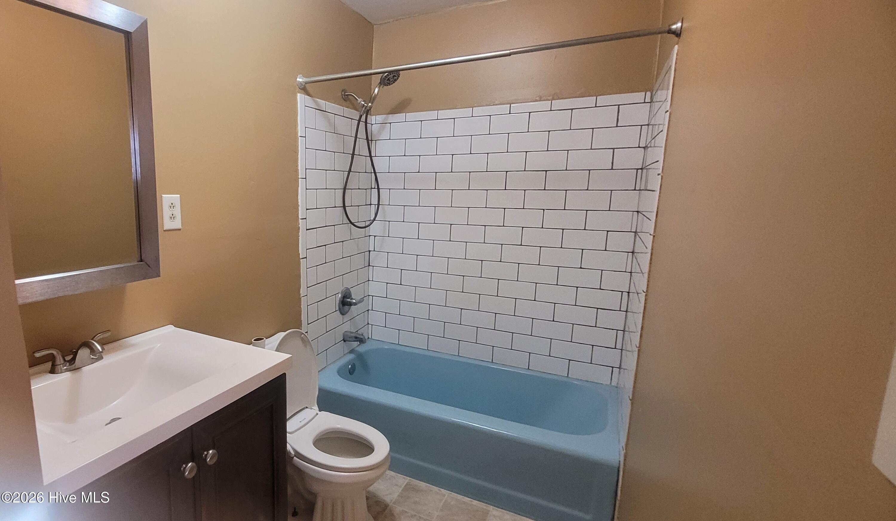 1718 Providence Road Elizabeth City, NC 27909 - Photo 10 of 13 Main bath