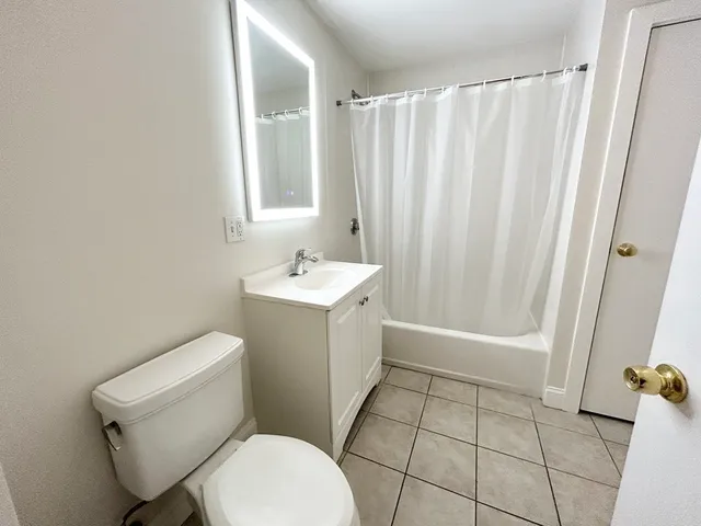 $3,600 | 11 Elder Street, Unit 2, Boston, MA 02125