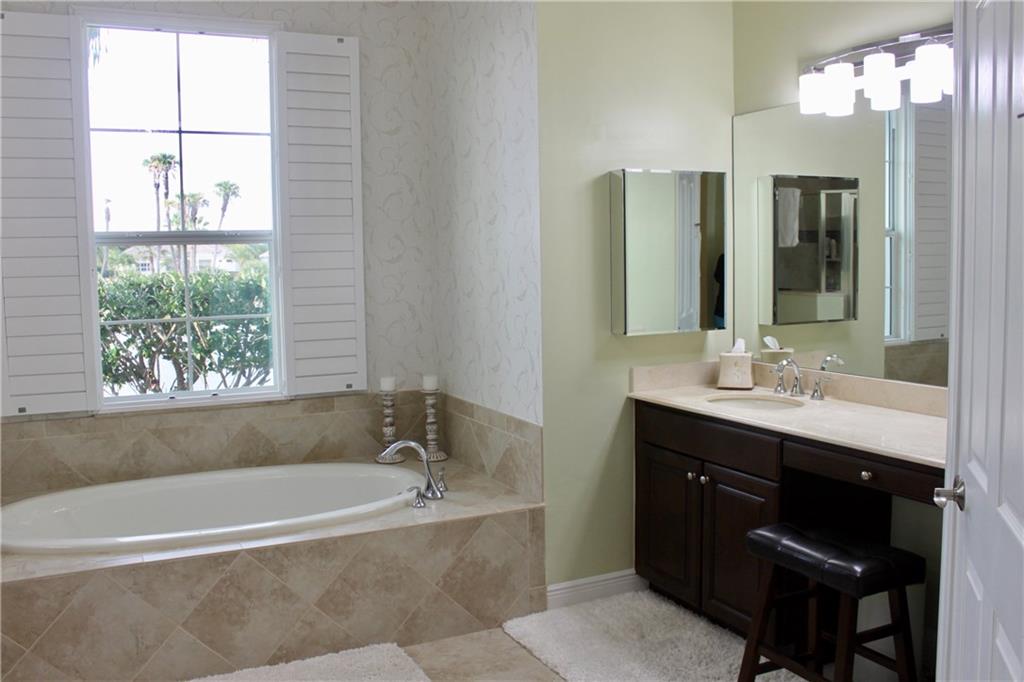 348 Southwest Lost River Road Stuart, FL 34997 - Photo 22 of 51 Gallery Image 22