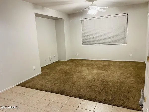 $2,300 | 39922 North Bell Meadow Trail, Anthem, AZ 85086