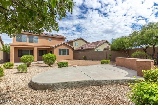 $2,300 | 39922 North Bell Meadow Trail, Anthem, AZ 85086