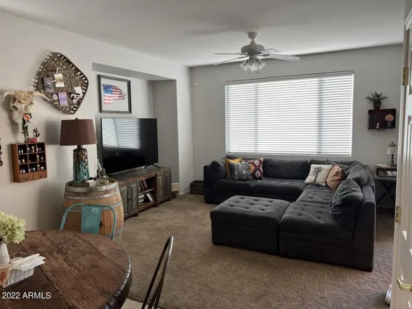 $2,300 | 39922 North Bell Meadow Trail, Anthem, AZ 85086