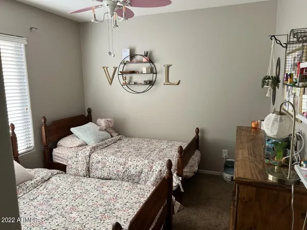 $2,300 | 39922 North Bell Meadow Trail, Anthem, AZ 85086