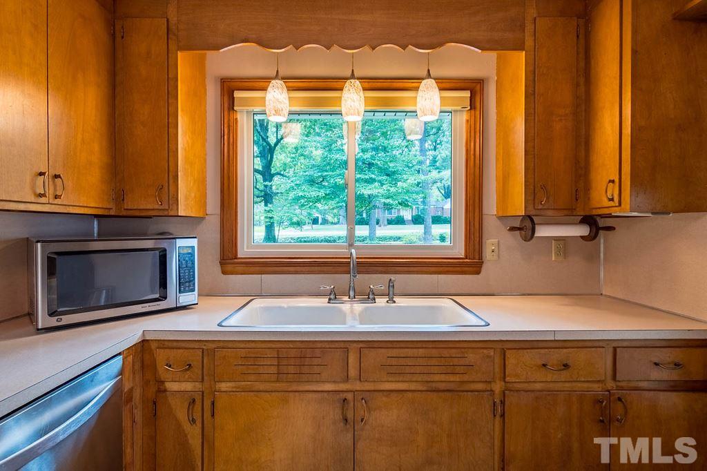 3019 Hope Valley Road Durham, NC 27707 - Photo 7 of 30 Gallery Image 7