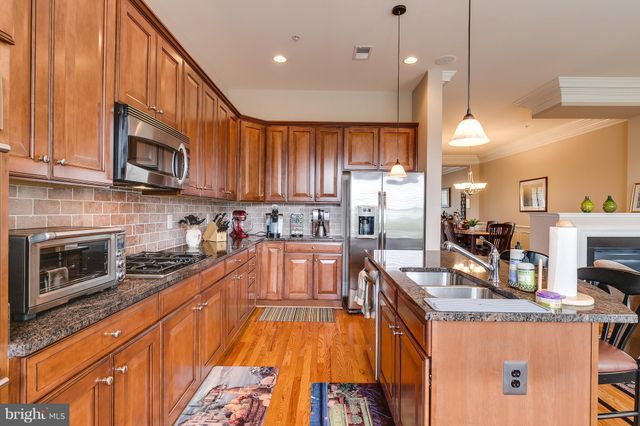 $998,500 | 1842 Potomac Greens Drive, Alexandria, VA 22314