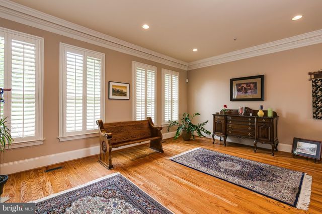 $998,500 | 1842 Potomac Greens Drive, Alexandria, VA 22314