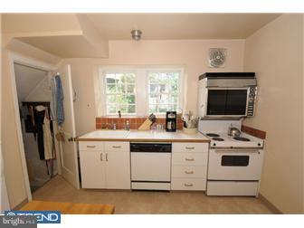 106 Rolling Road Wynnewood, PA 19096 - Photo 6 of 12