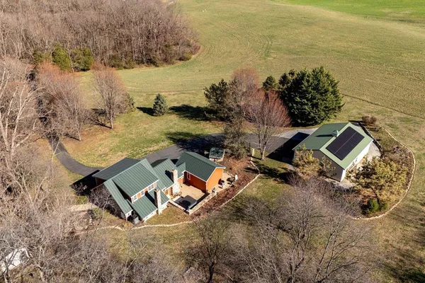 $849,000 | 304 Big Valley Lane, Mount Solon, VA 22843