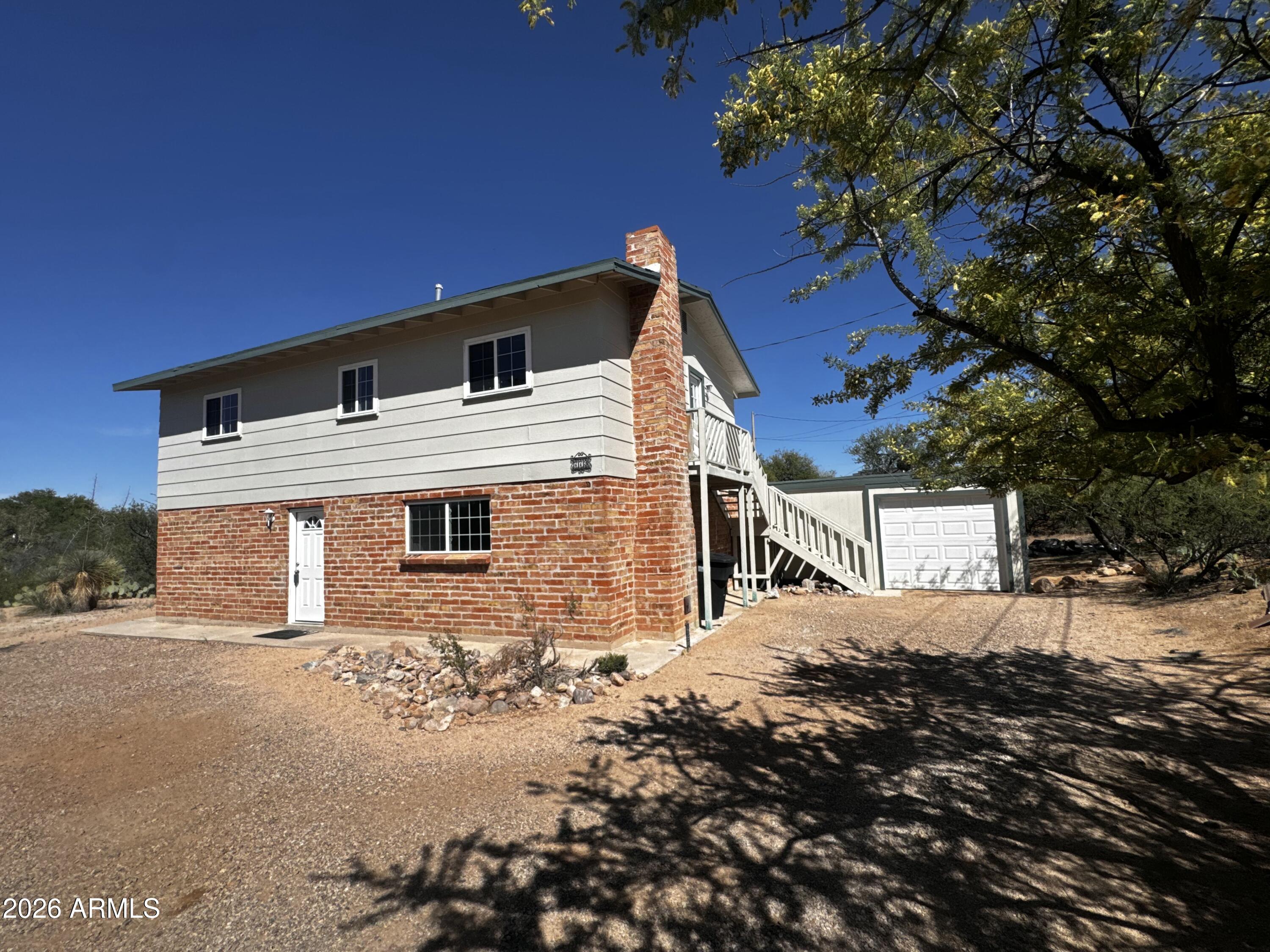 79850135423__E6BB6B9F-900C-4786-BB97-48F