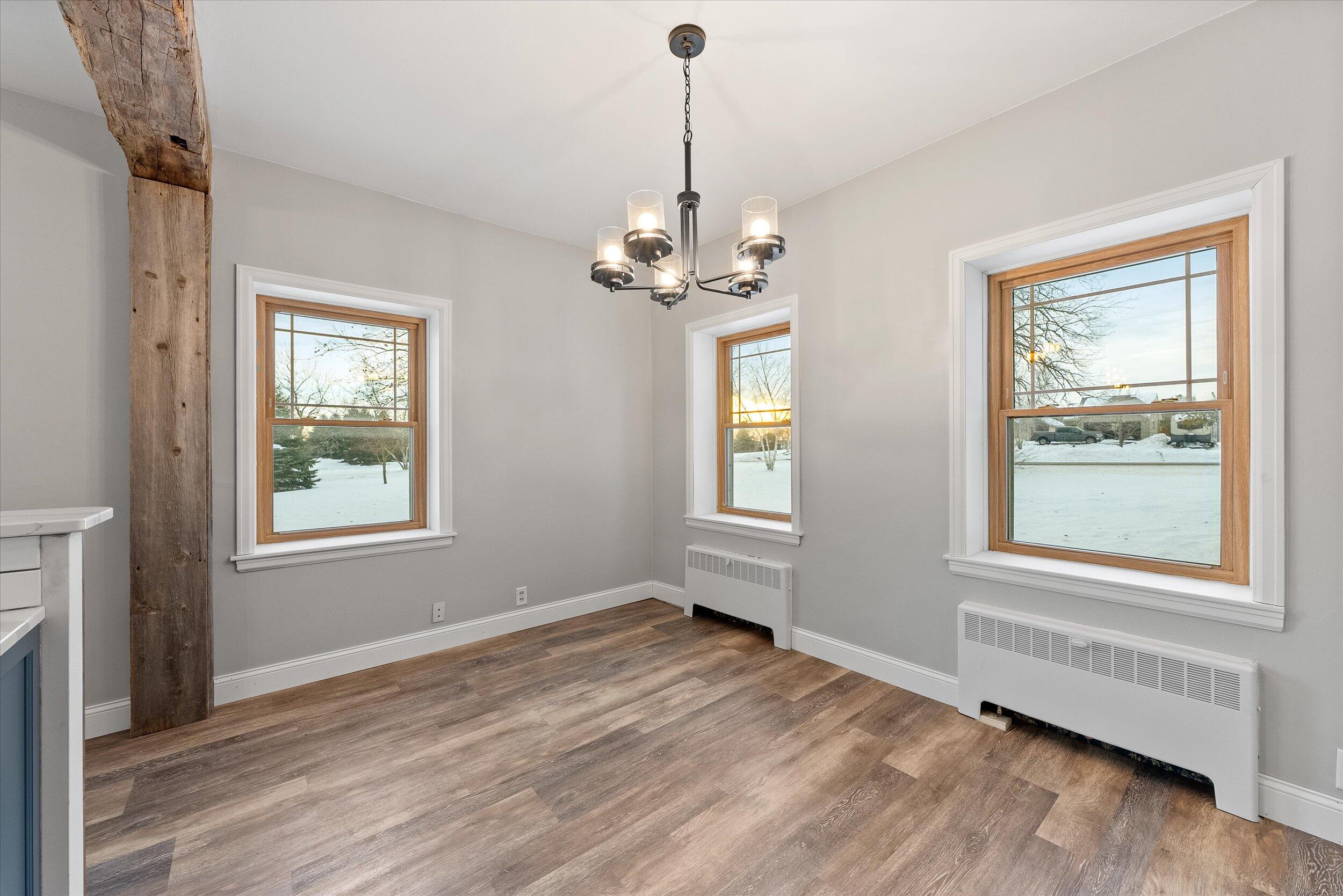 5258 Maple Road Trenton, WI 53095 - Photo 10 of 61 09-Dining Area