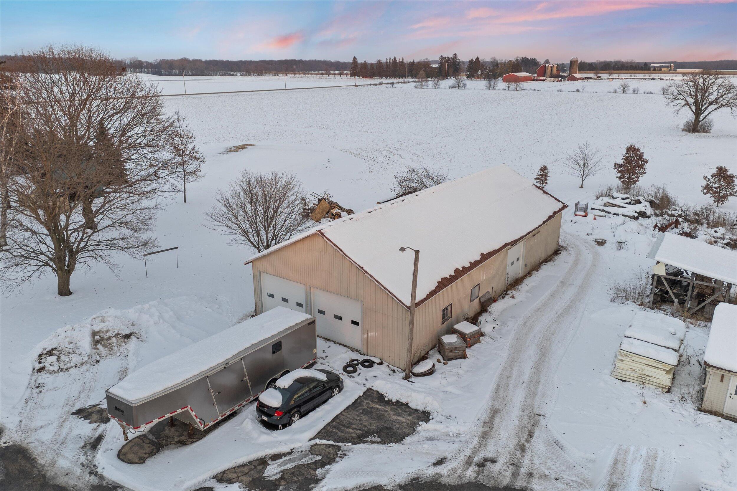 5258 Maple Road Trenton, WI 53095 - Photo 32 of 61 31-Shop