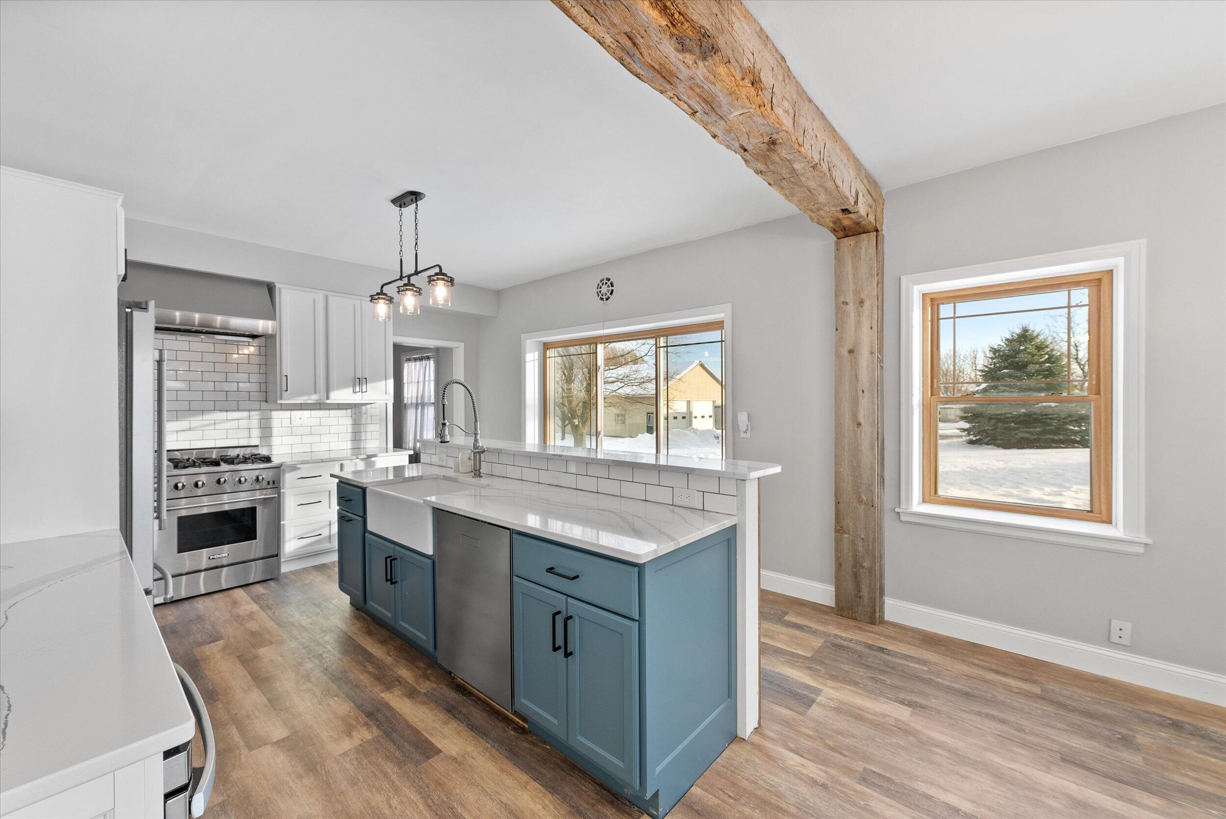5258 Maple Road Trenton, WI 53095 - Photo 4 of 61 03-Kitchen
